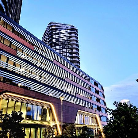 Melbourne Docklands Riverside Views Extérieur photo
