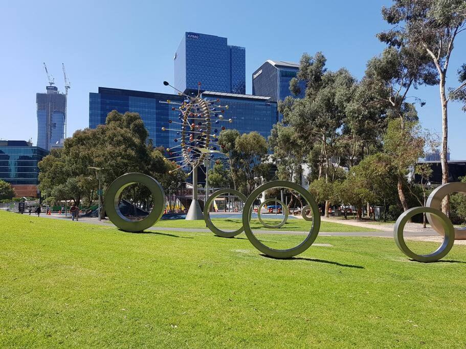 Melbourne Docklands Riverside Views Extérieur photo